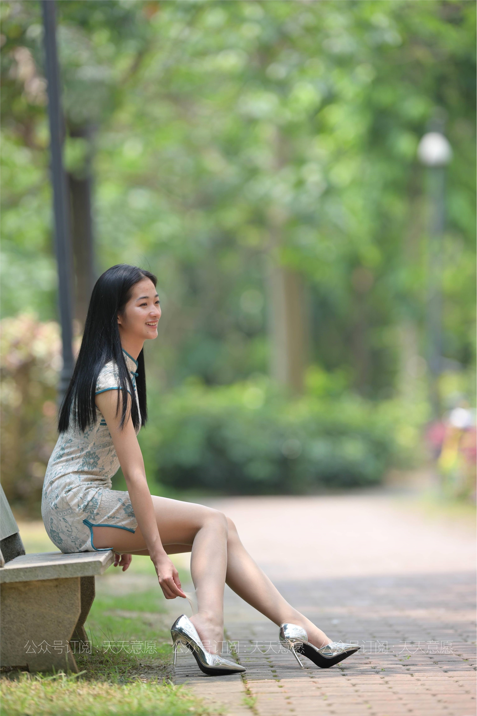 Model: Ning Ning, Green Shade Cheongsam Show